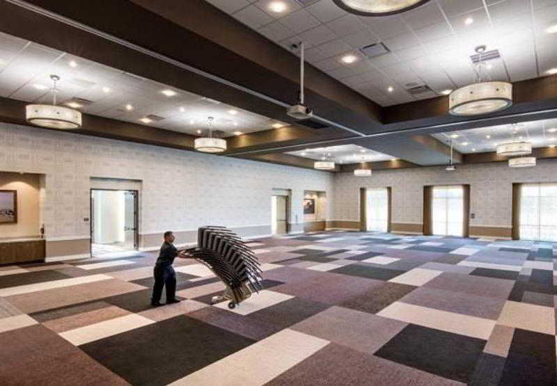 Courtyard By Marriott Irvine Spectrum Экстерьер фото