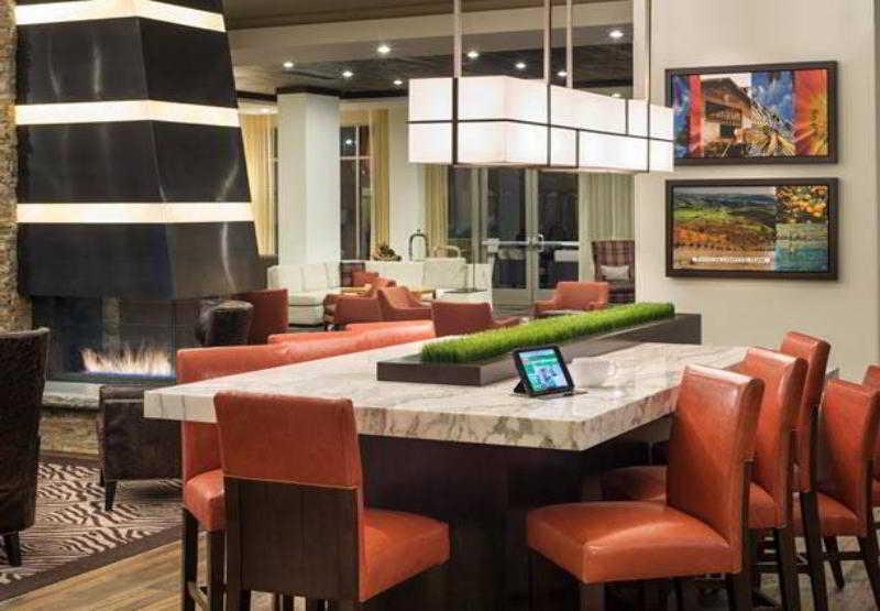 Courtyard By Marriott Irvine Spectrum Экстерьер фото
